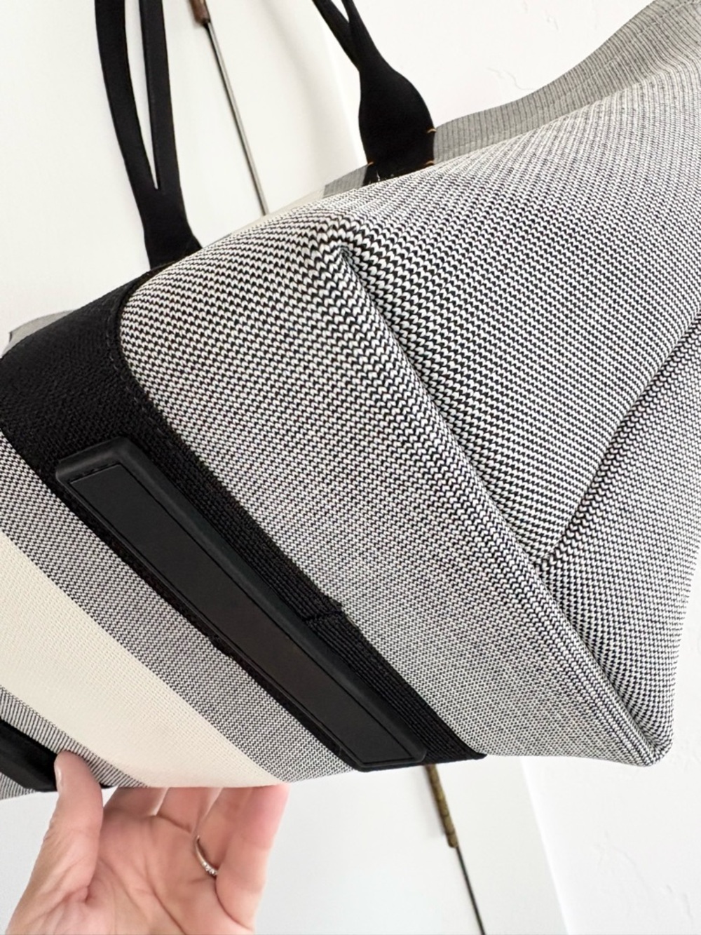 Rothy's Essential Tote in Grey Mist - Picture 11 of 16